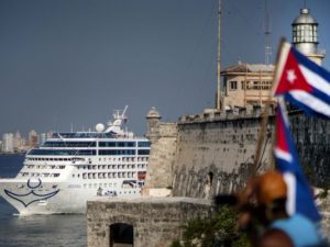 636319310945842115-AP-Travel-Cruises-Cuba