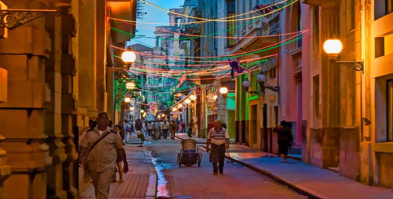 7800-CAlle-Obispo-Havana-Cuba-10