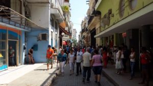 8419319-Calle-Obispo-Habana-Vieja-0