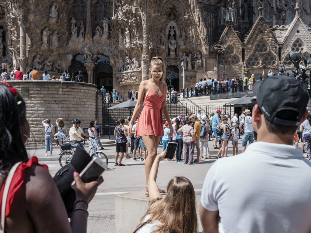 europe-tourism-sagrada-familia-gaudi