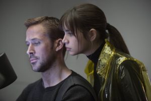 blade-runner-2049-ryan-gosling-ana-de-armas-image-900x600