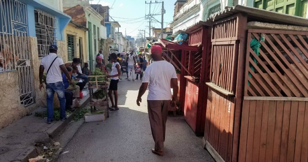 1546979763-calle-santeria-santiago-cuba