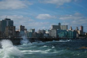 El-Malecon-de-La-Habana