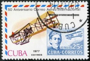 16605792-cuba-circa-1977-un-sello-impreso-en-cuba-muestra-sello-de-correos-biplano-viejo-y-con-el-retrato-de-