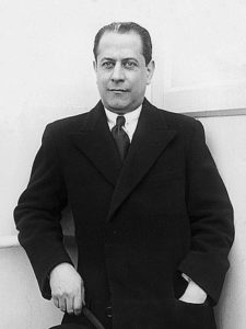 330px-José_Raúl_Capablanca_1931