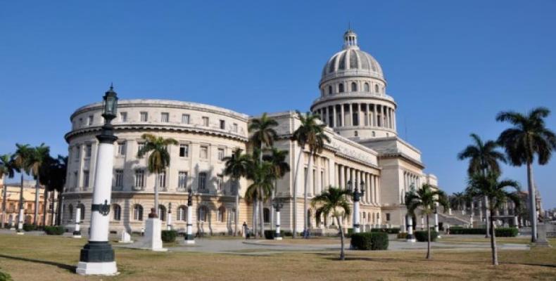 8570-capitolio-habana