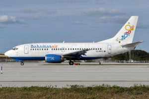 Bahamasair 737-500 C6-BFD (04)(Grd) FLL (TSK)(46)-625x417