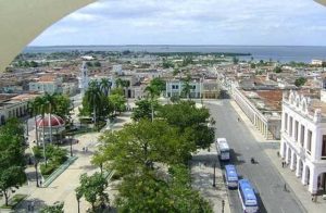 cienfuegos-cuba-plaza-1