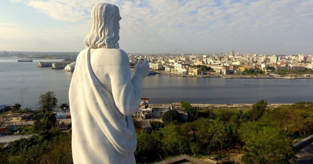 1554206349-cristo-habana-nunca-lo-has-visto (1)