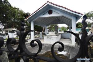  Imagen del 18 de noviembre de 2020 de una tumba en el Cementerio Chino de La Habana, declarado Monumento Nacional en 1996, en La Habana, capital de Cuba. (Xinhua/Joaquín Hernández)