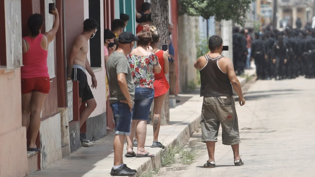 LA GENERACION DE LA ESCASEZ HA TOMADO LAS CALLES DE CUBA