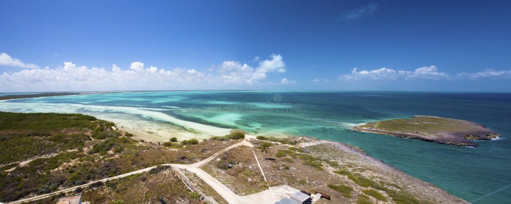 views-faro-lighthouse-over-cayo-paredon-grande-camaguey-province-cuba-122011857 (1)