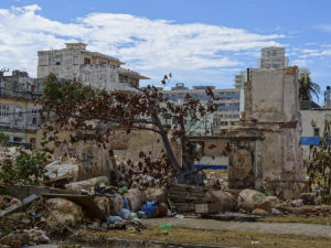 Ruinas de las ruinas del hotel Trotcha